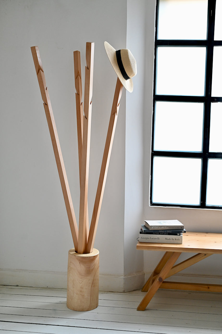 Poles Wood Hanger