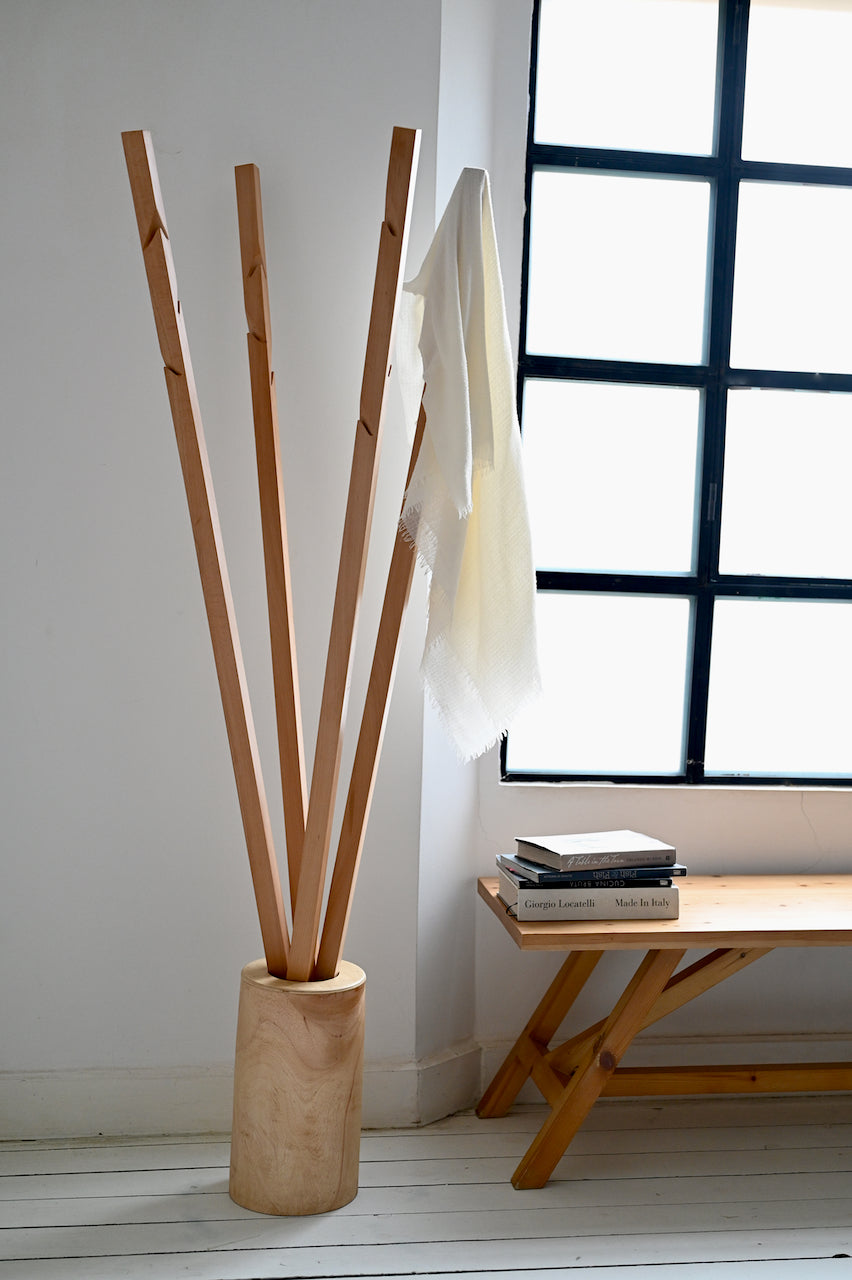 Poles Wood Hanger