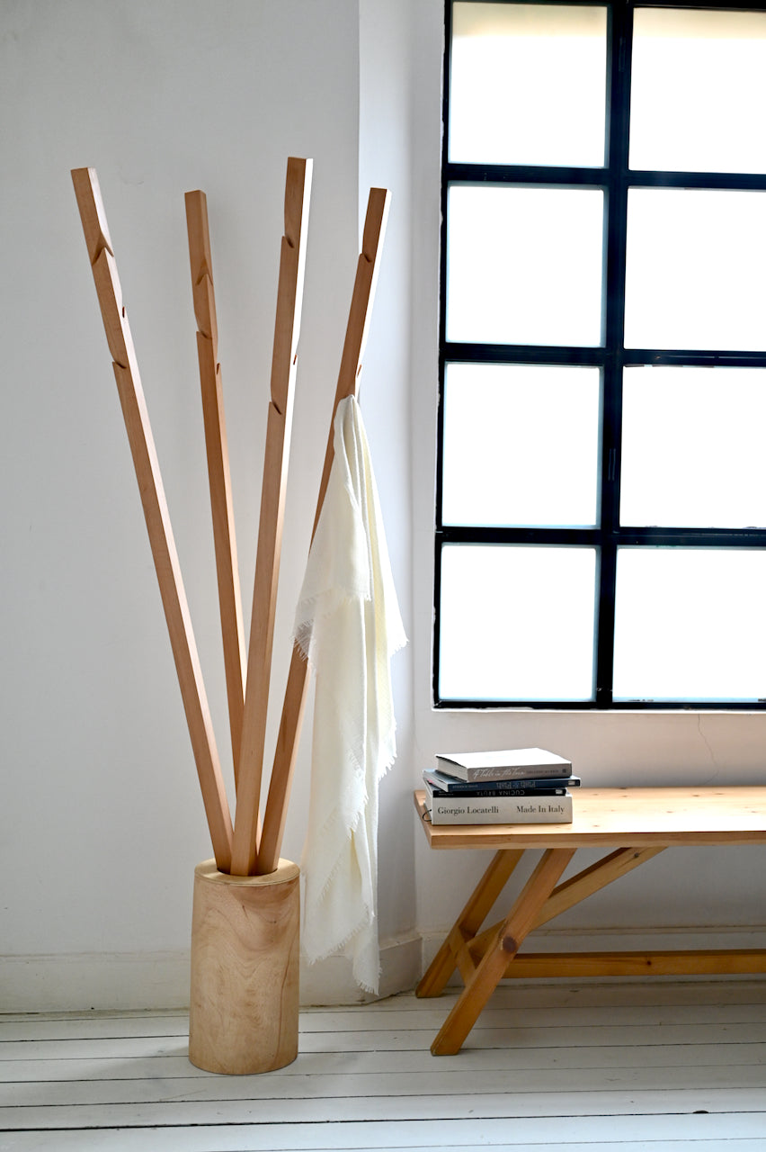 Poles Wood Hanger