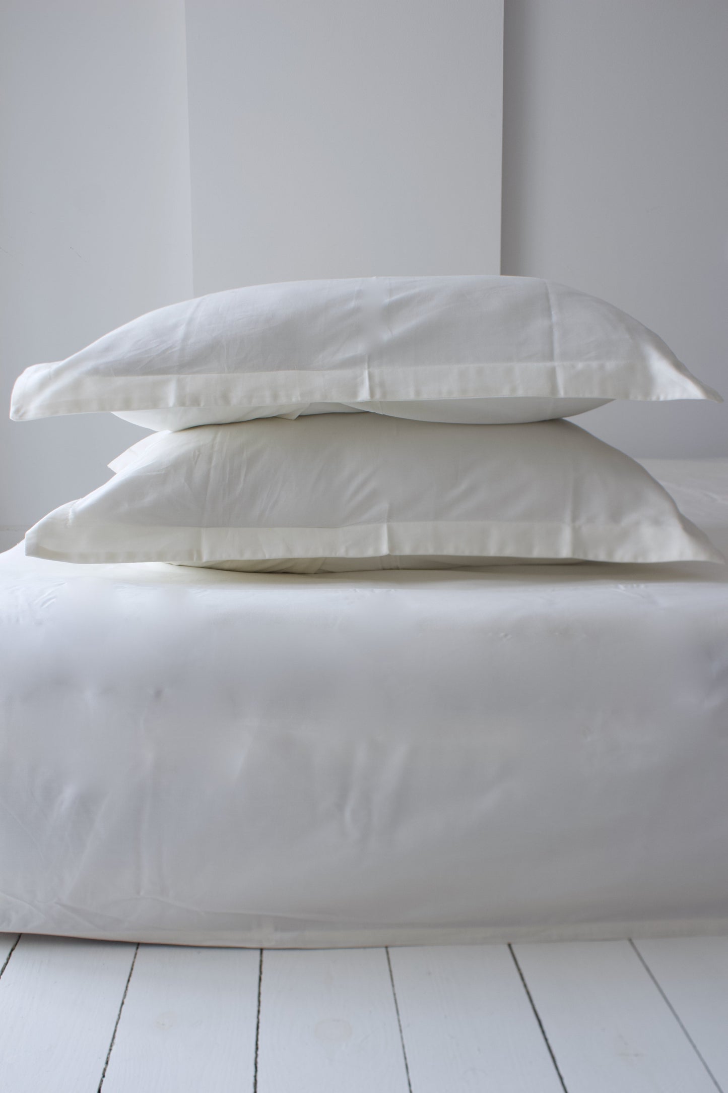 Pillow Cases Set Warm White