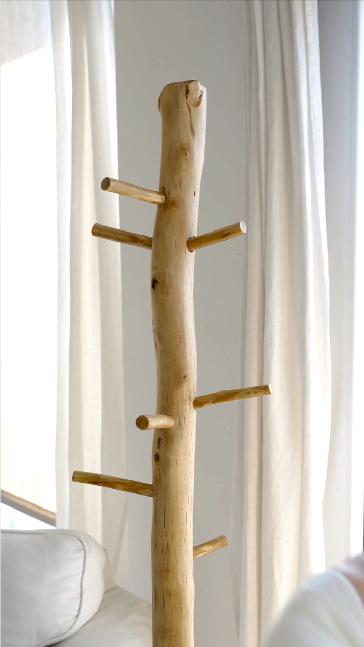 Tree Log Hanger