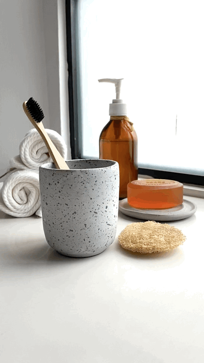 Toothbrush Mug Grey